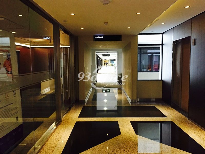 上海商城办公楼租赁-写字楼楼层电梯