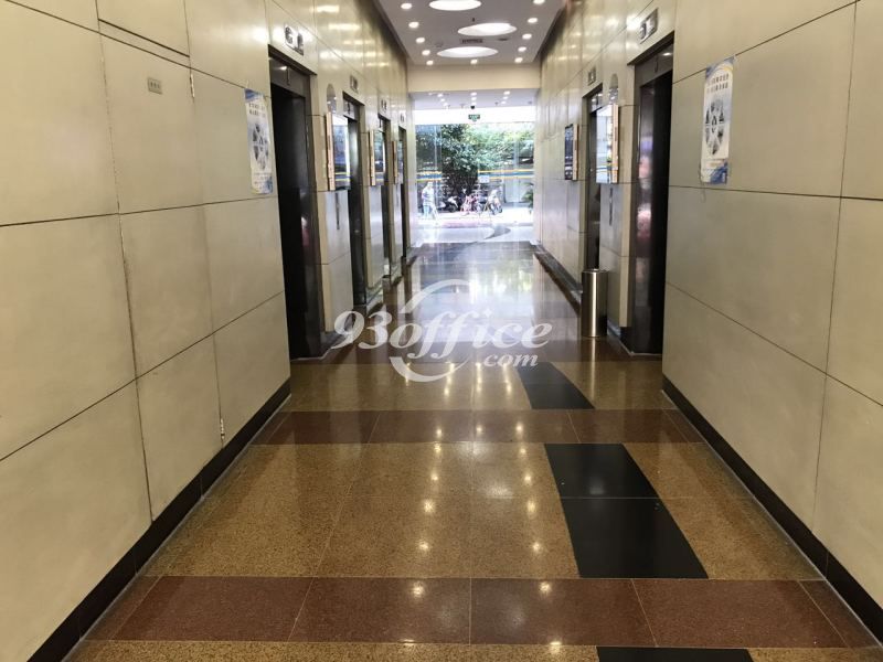 长峰中心办公楼出租-写字楼大堂电梯