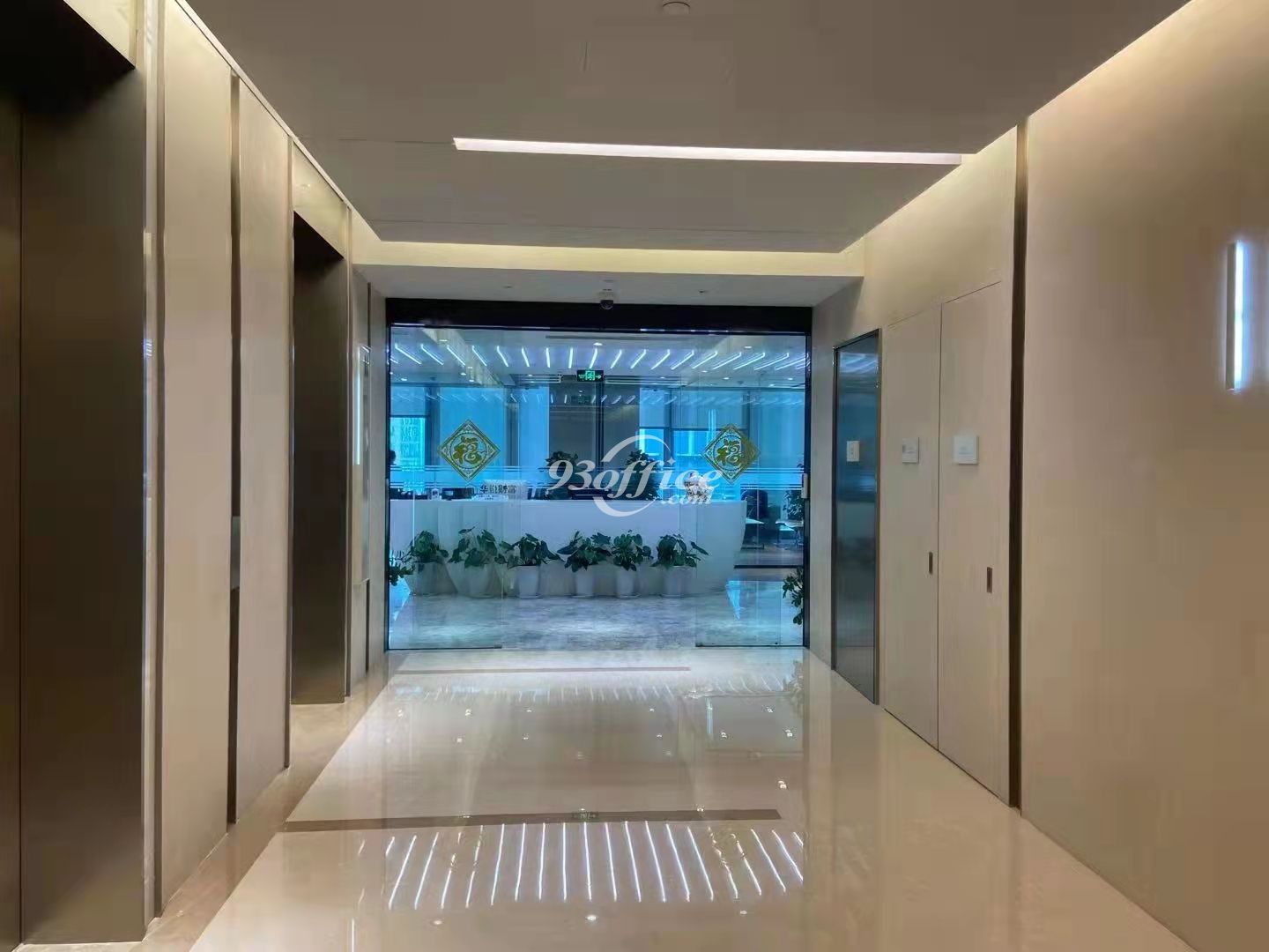 人寿金融中心办公楼租赁-写字楼楼层电梯