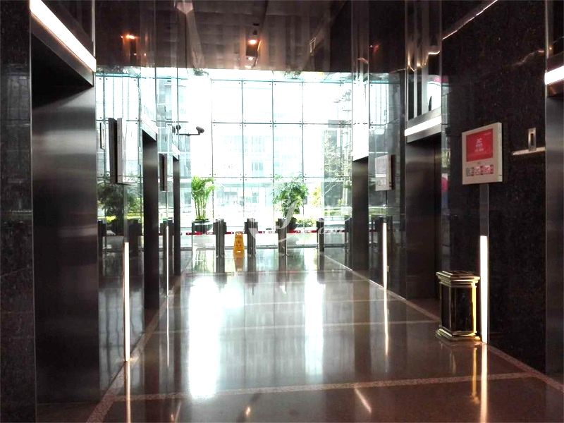 宝地广场办公楼出租-写字楼大堂电梯