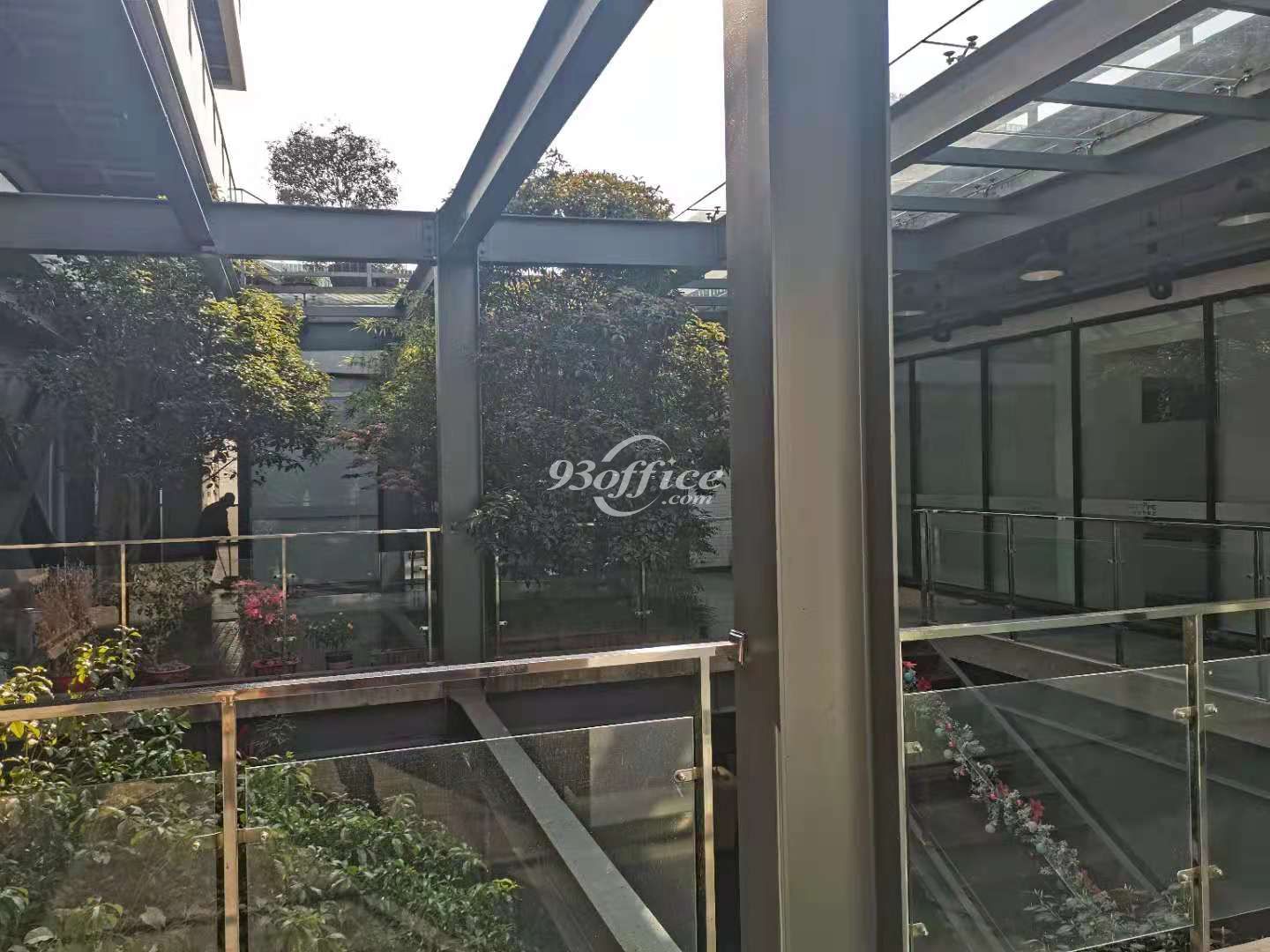 虹口区德必运动LOFT-Y街区创意园区租赁-楼层电梯