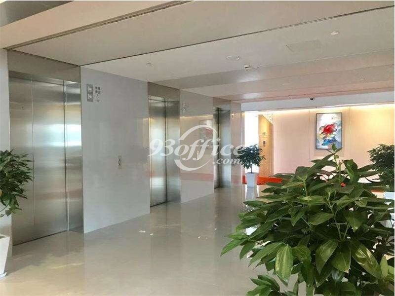 华鑫中心办公楼租赁-写字楼楼层电梯